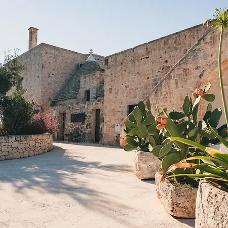 Villa Helloapulia - Aria - Scenic Escape, Pet Friendly *